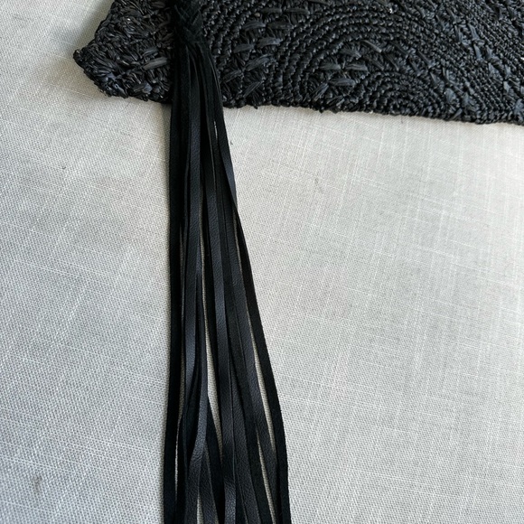 Flora Bella Raffia Clutch w/ tassel. Black. Large. Preloved geat condition. - Picture 5 of 6